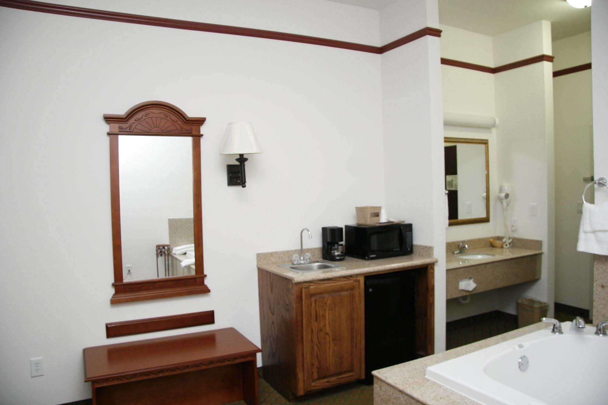 Budget Host Inn And Suites Cameron Luaran gambar